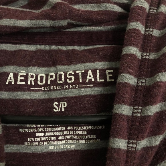 Red hoodie - Picture 2 of 2